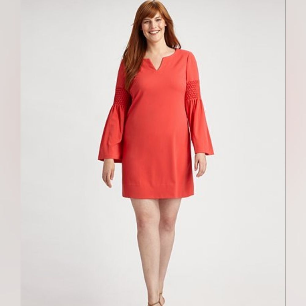 Phoebe Couture by Kay Unger Coral Smocked Designer Shift Dress Size 6